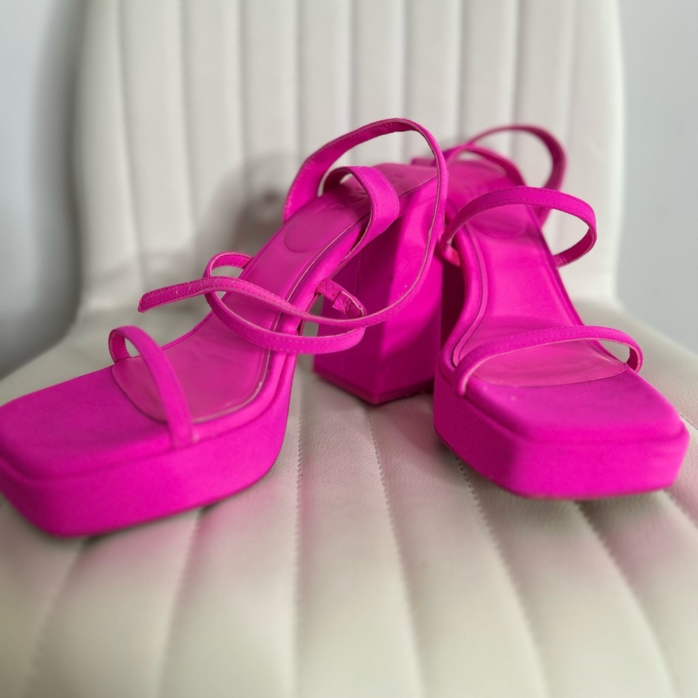 Zara Hot Pink Platform block Heels with straps. *worn once!*